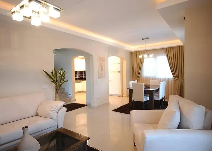 Golf Village - With Private Pool Вилла