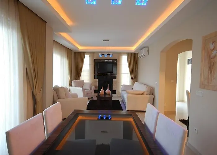 Golf Village - With Private Pool 빌라 *